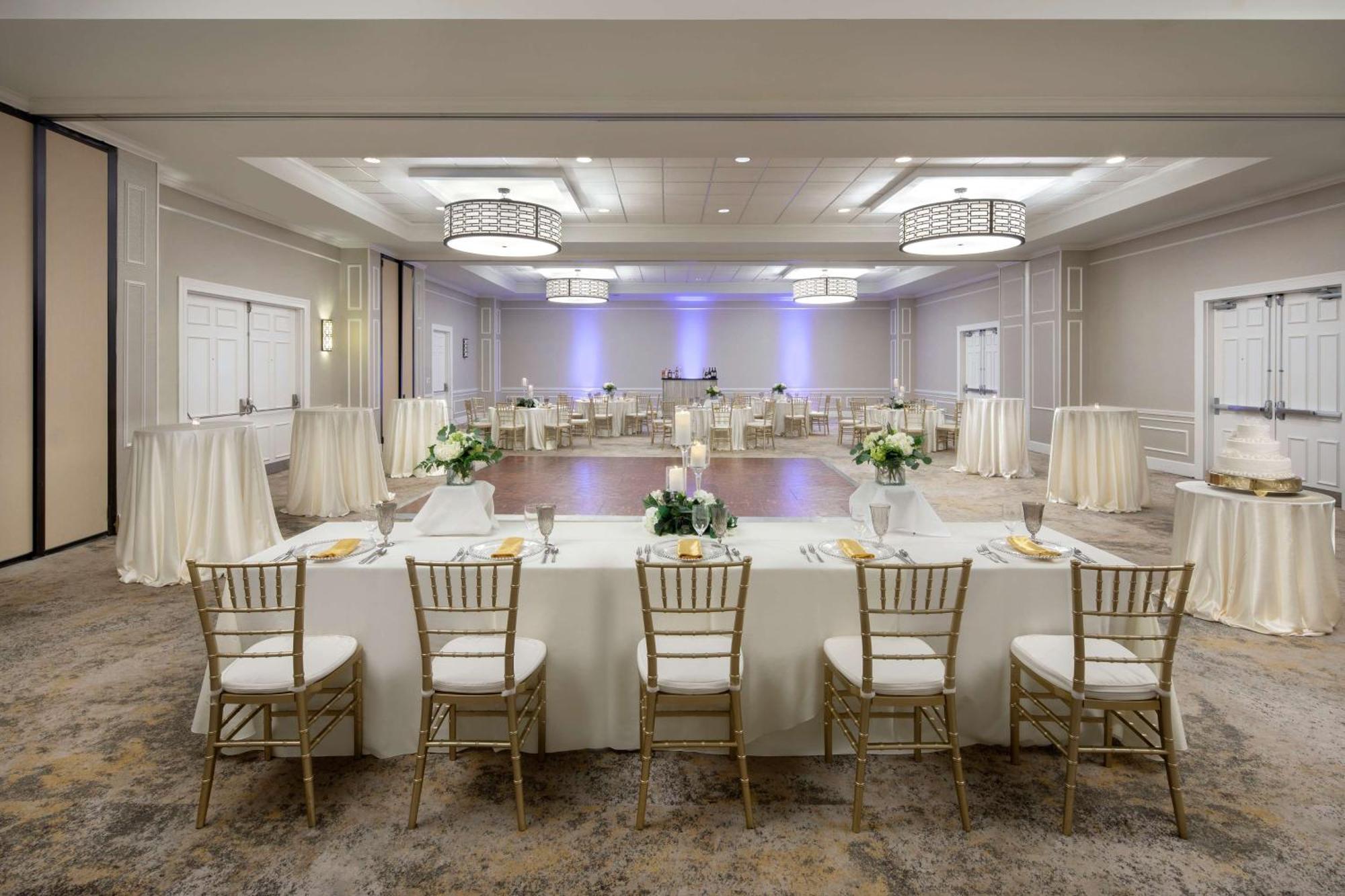 Готель Doubletree By Hilton Atlanta/Roswell - Alpharetta Area Екстер'єр фото