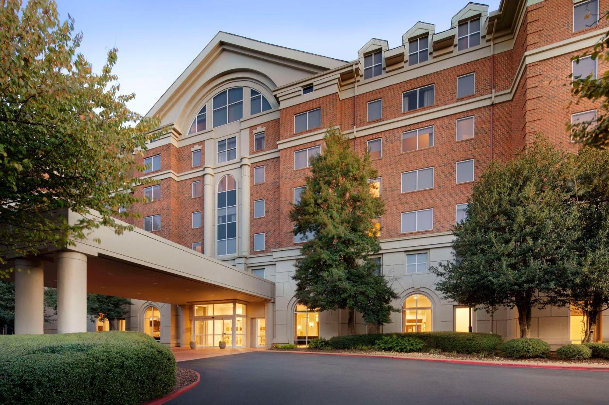 Готель Doubletree By Hilton Atlanta/Roswell - Alpharetta Area Екстер'єр фото